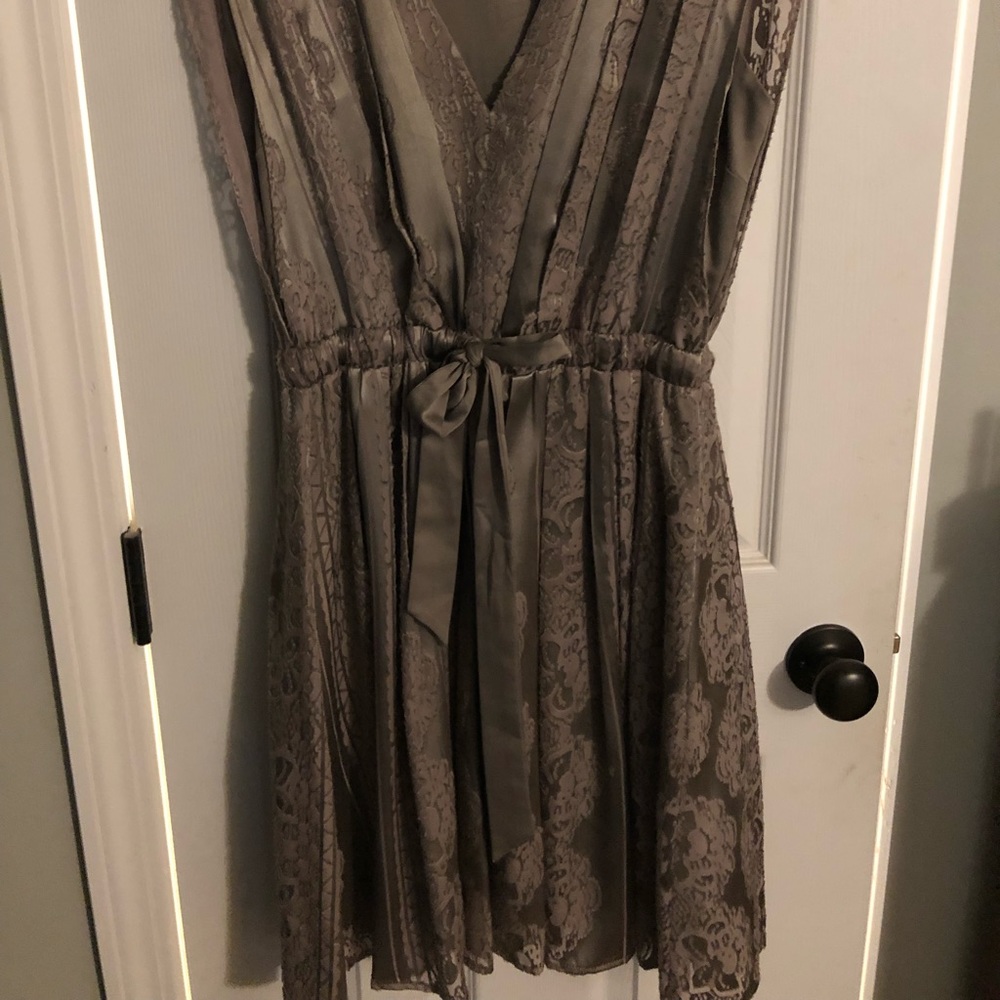 Jessica Simpson Dress - Picture 2 of 4